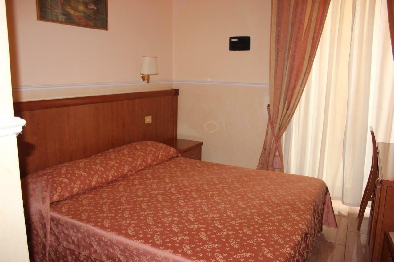 Alex City Inn III - Rome, Rome
